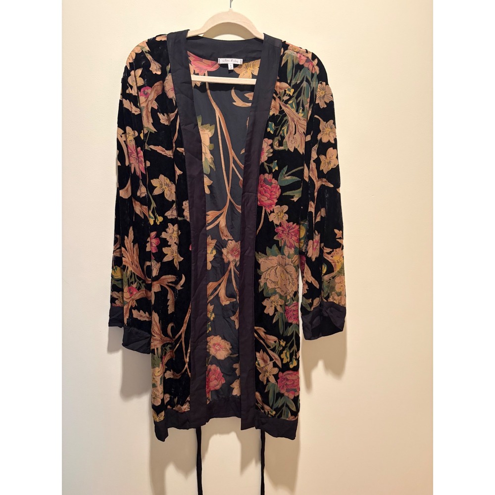 Willow & Clay Floral Velvet Burnout Kimono Wrap Jacket Black S/M WJ6509-3599